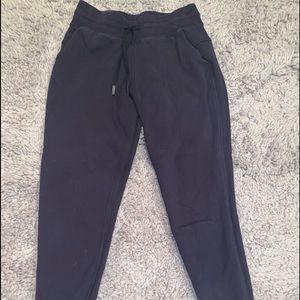 Lulu joggers